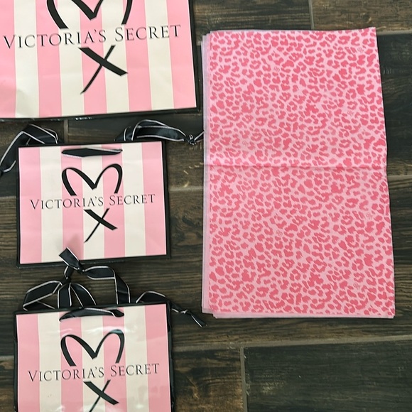 Victoria's Secret Shopping Bags with Wrapping Papers - Picture 3 of 5